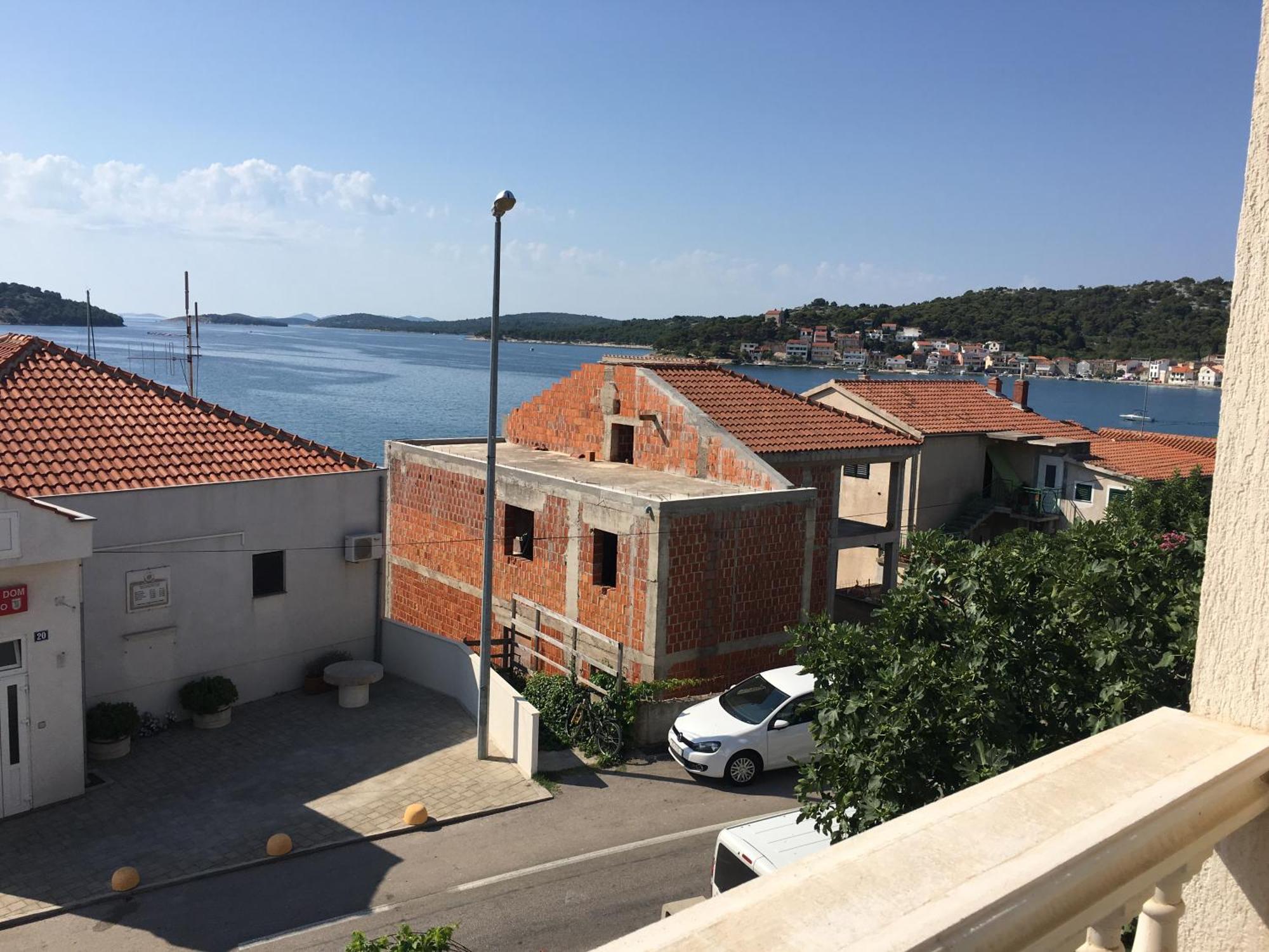 Apartments Kulic Tisno Esterno foto